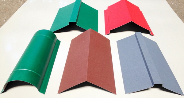 Как установить конек на крышу: 5 подробных инструкций к 6 материалам