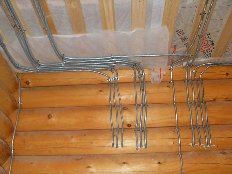 Открытый монтаж розеток: что это такое и как его правильно осуществить?