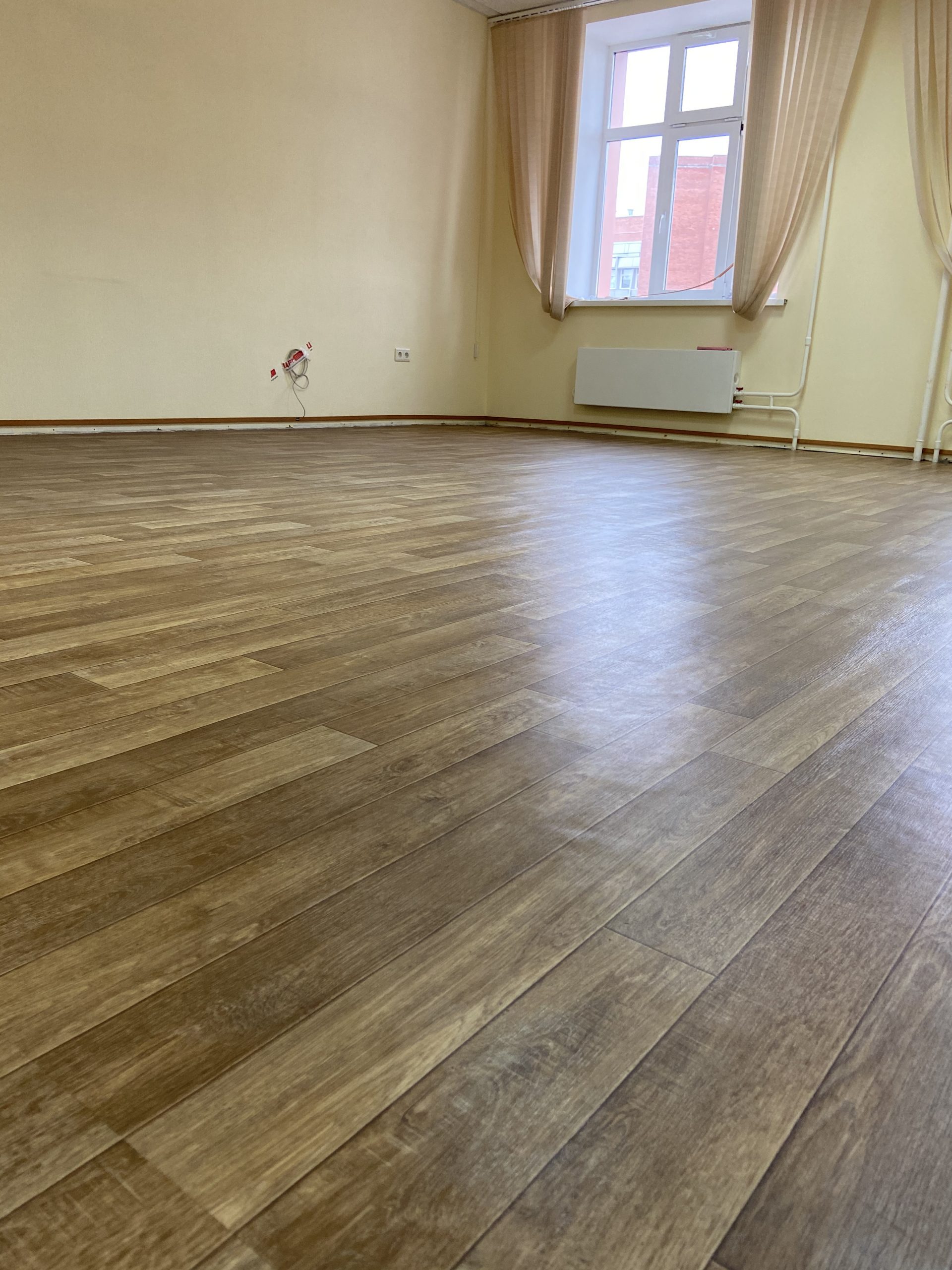 УКЛАДКА ЛИНОЛЕУМА ЦЕНА