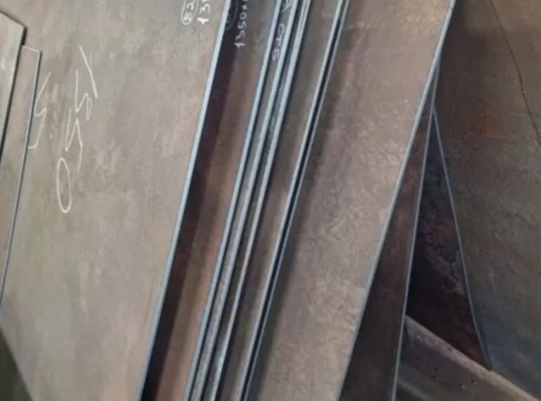 Листы бу стальные: преимущества вторичного использования для бизнеса