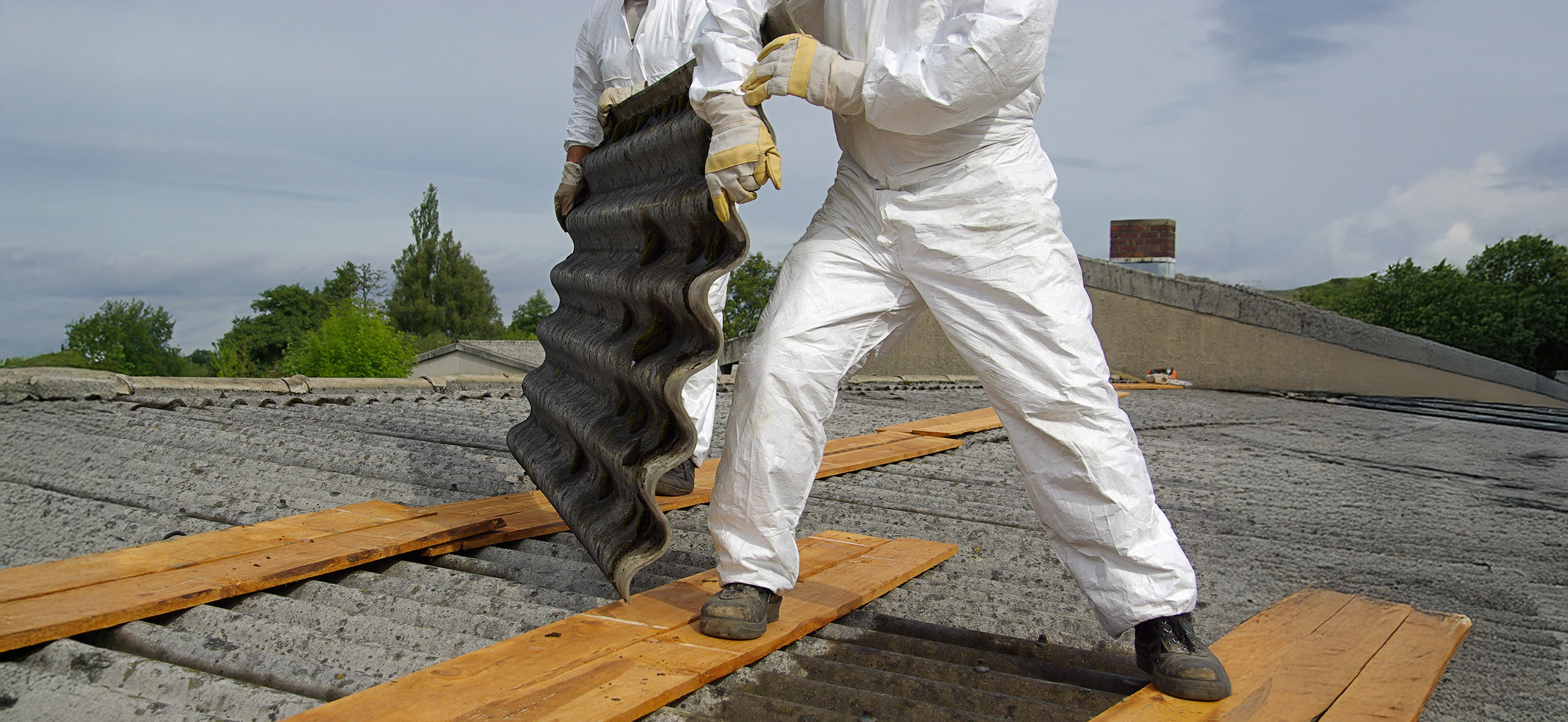 Асбест в строительных материалах: опасность и актуальность проблемы