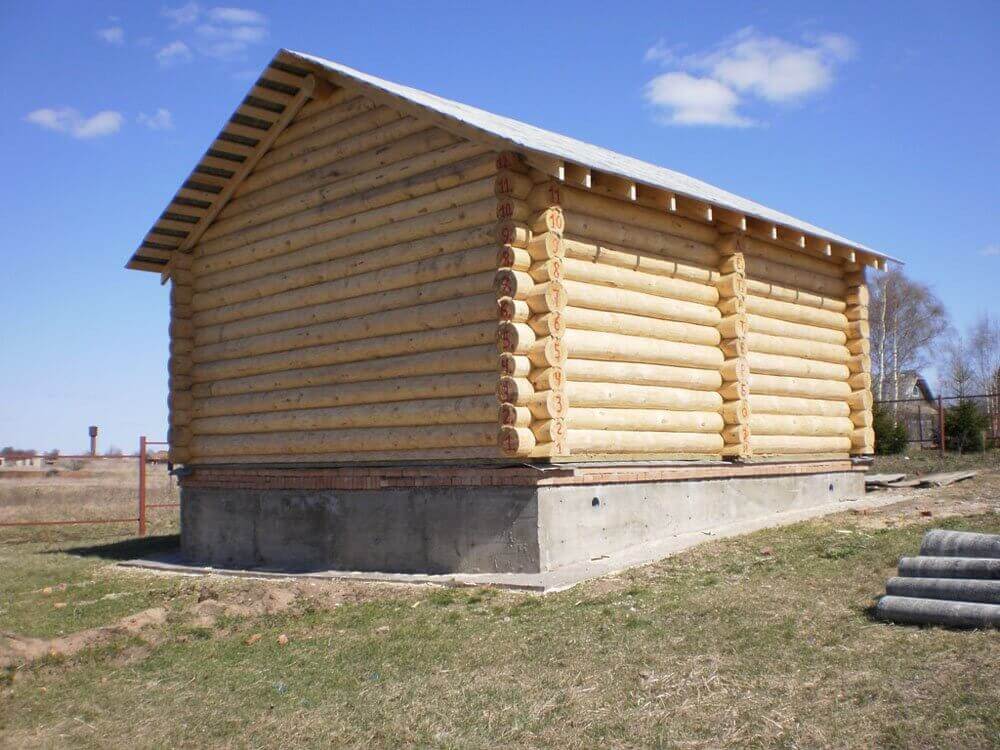 Фундамент для бревенчатых домов: выбор оптимального решения