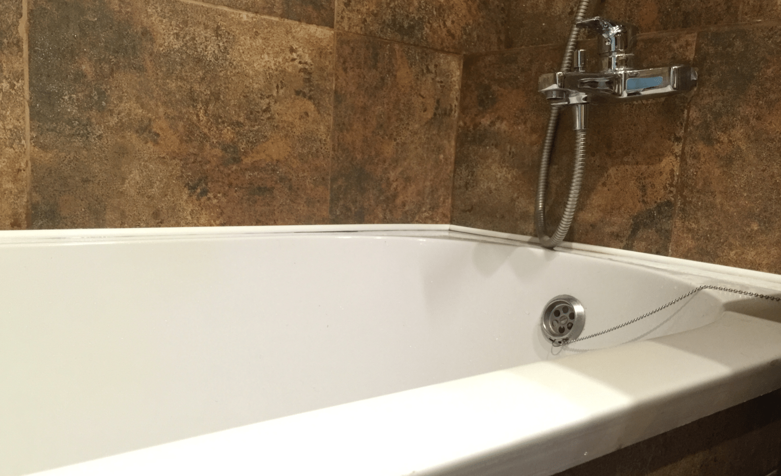 Мой личный опыт обновления старой ванны