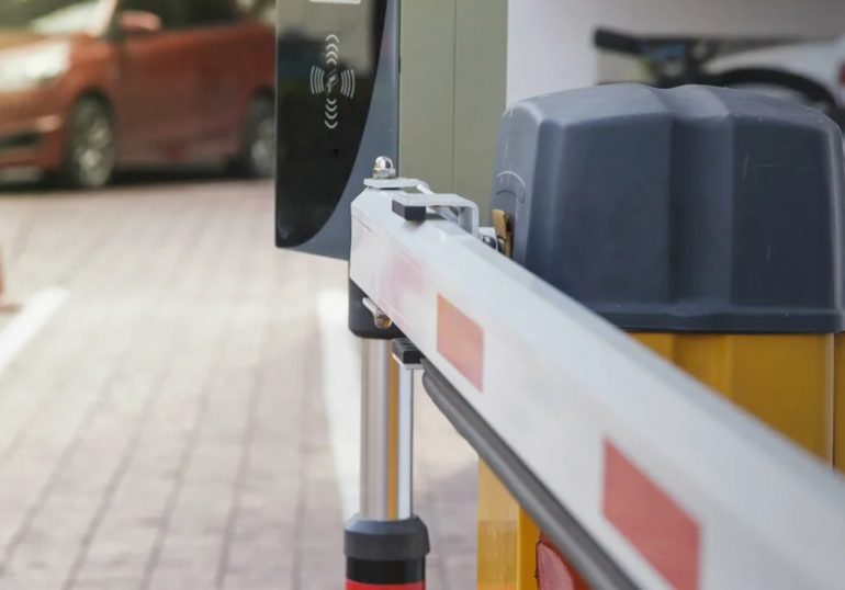 Диспетчеризация шлагбаумов в бизнес-центрах и на парковках: кейсы и решения